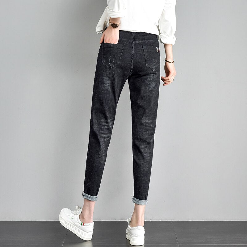 Ripped Boyfriend Jeans