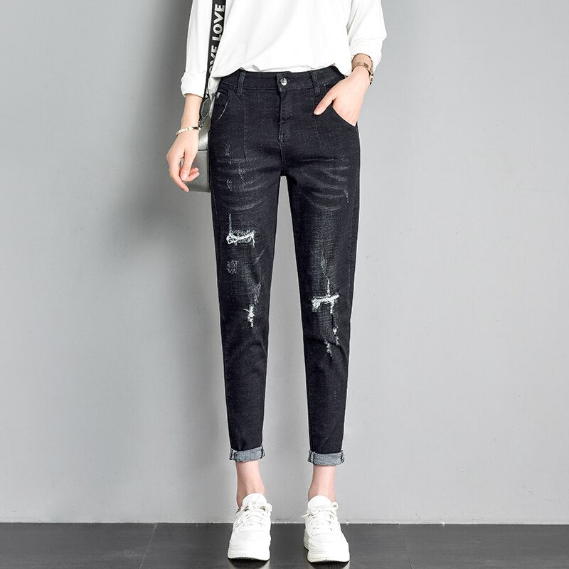 Ripped Boyfriend Jeans